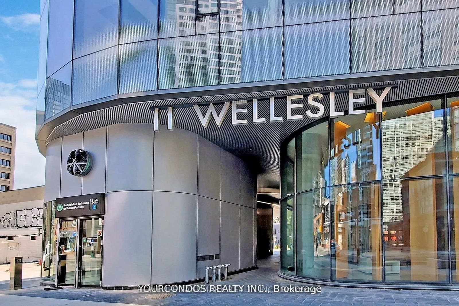 11 Wellesley Street W, Unit 4213