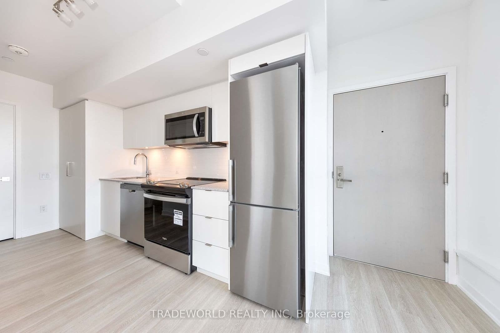 500 Wilson Avenue, Unit 1209