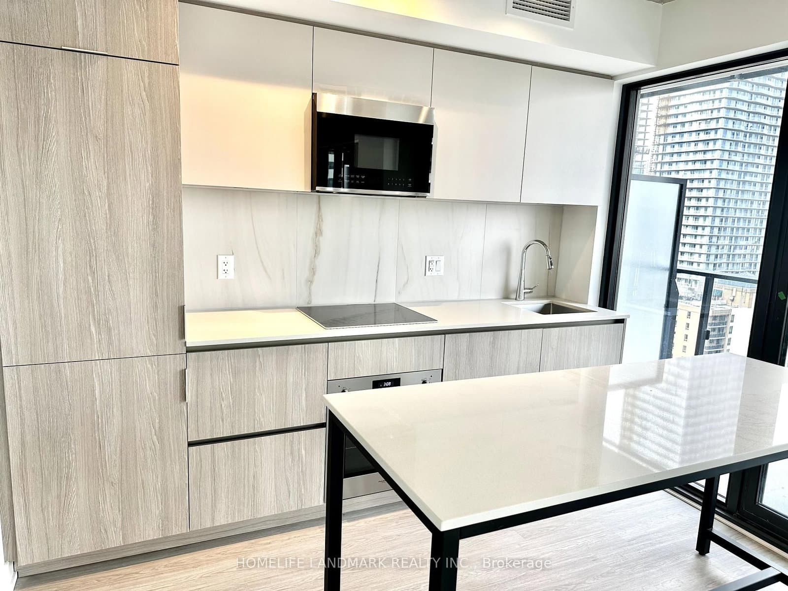 47 Mutual Street, Unit 2305