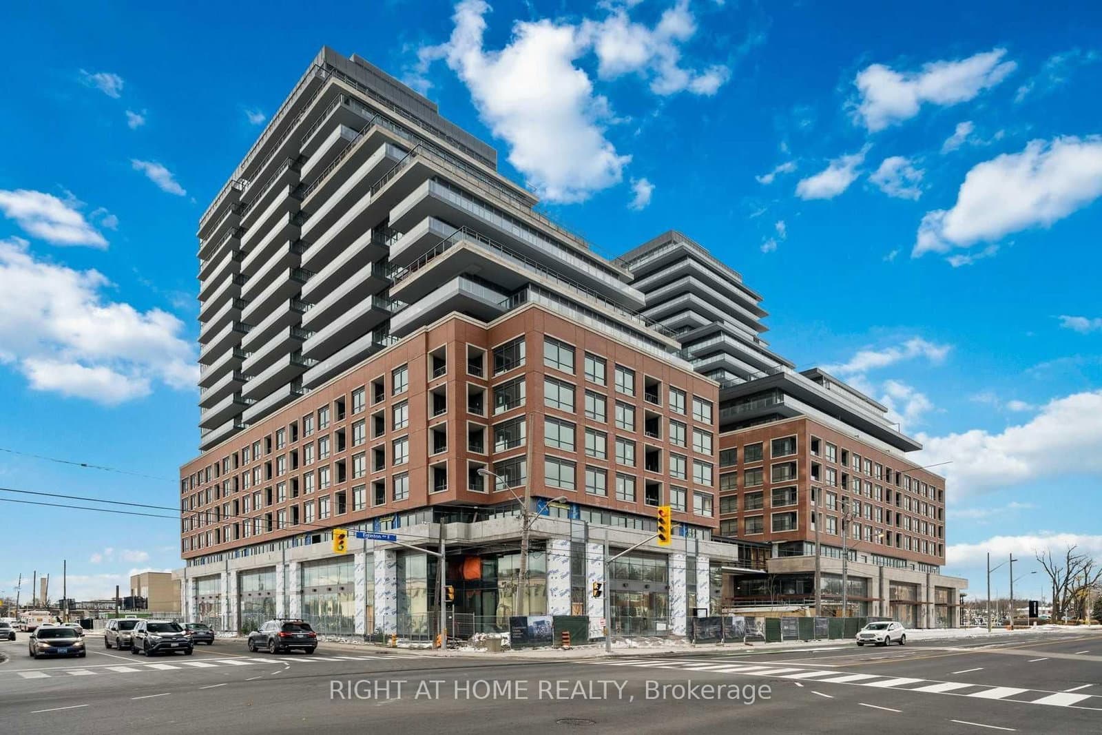 33 Frederick Todd Way, Unit 913