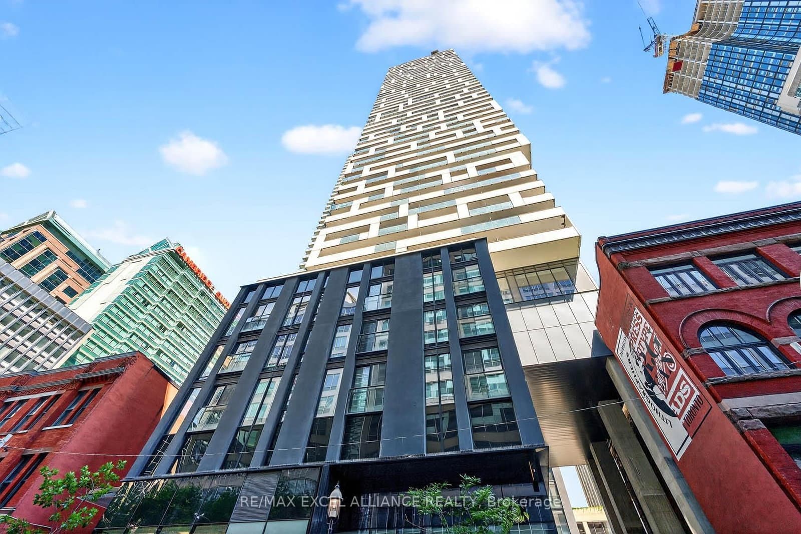 20 Lombard Street, Unit 4308