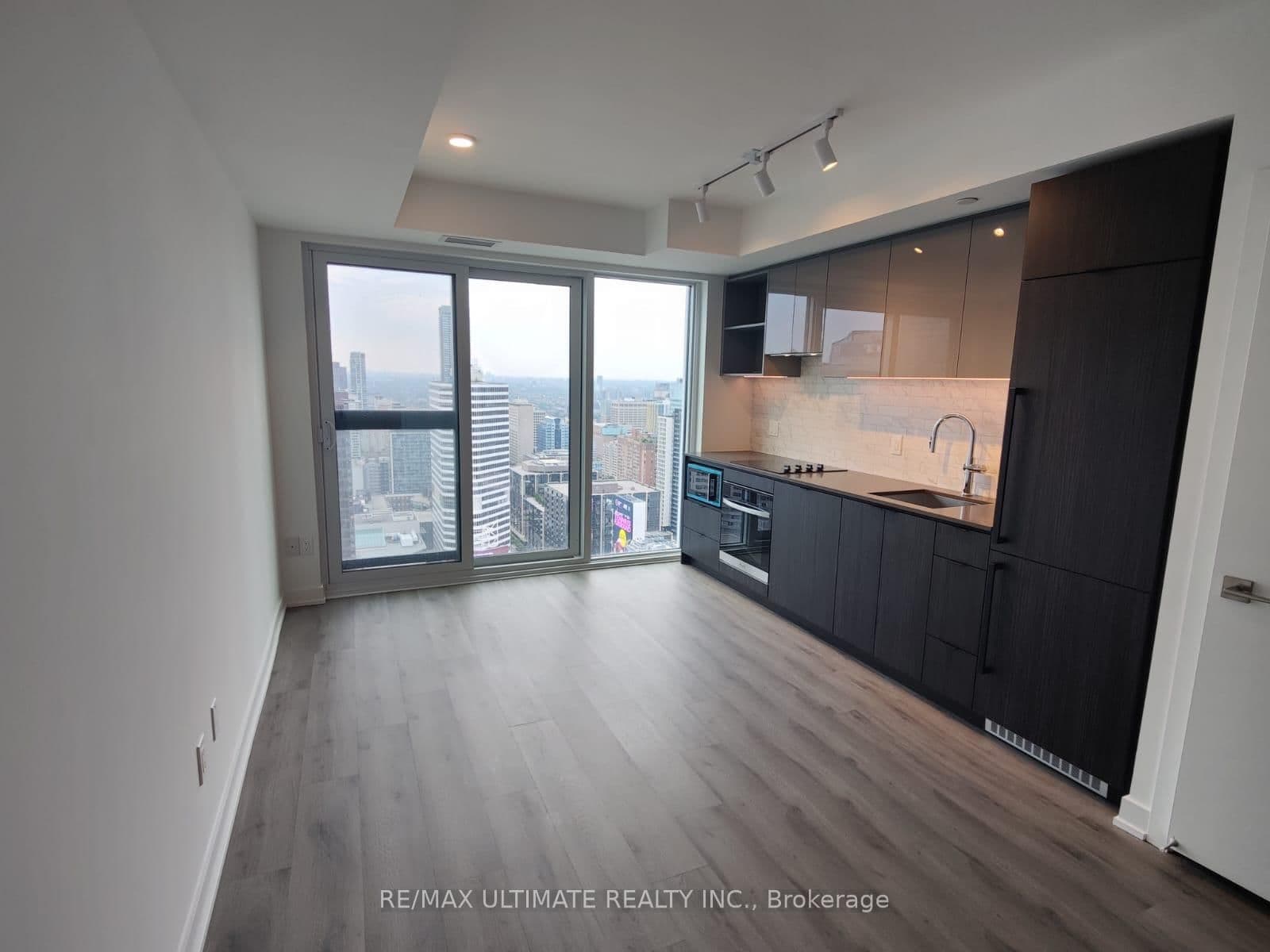252 Church Street, Unit 4602