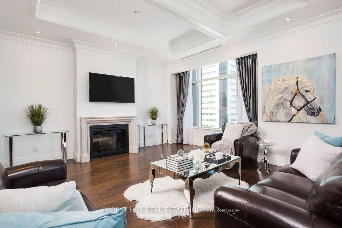 #4601 - 311 Bay Street