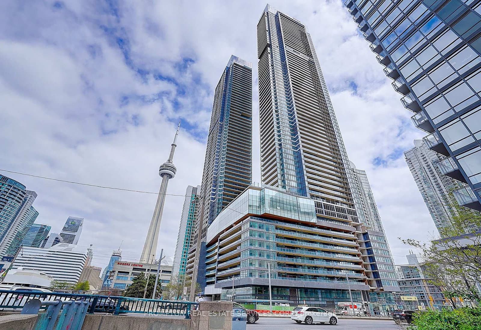 3 Concord Cityplace Way, Unit 5208