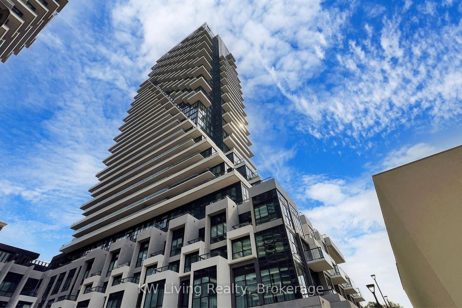 #1608 - 30 Inn on the Park Drive