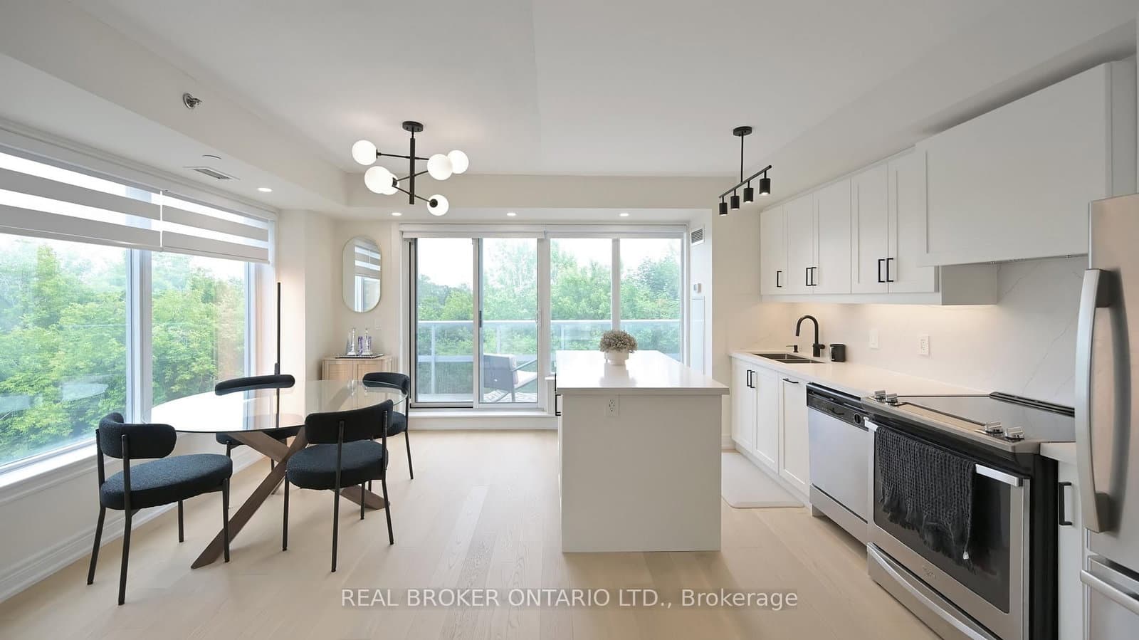 #415 - 701 Sheppard Avenue W
