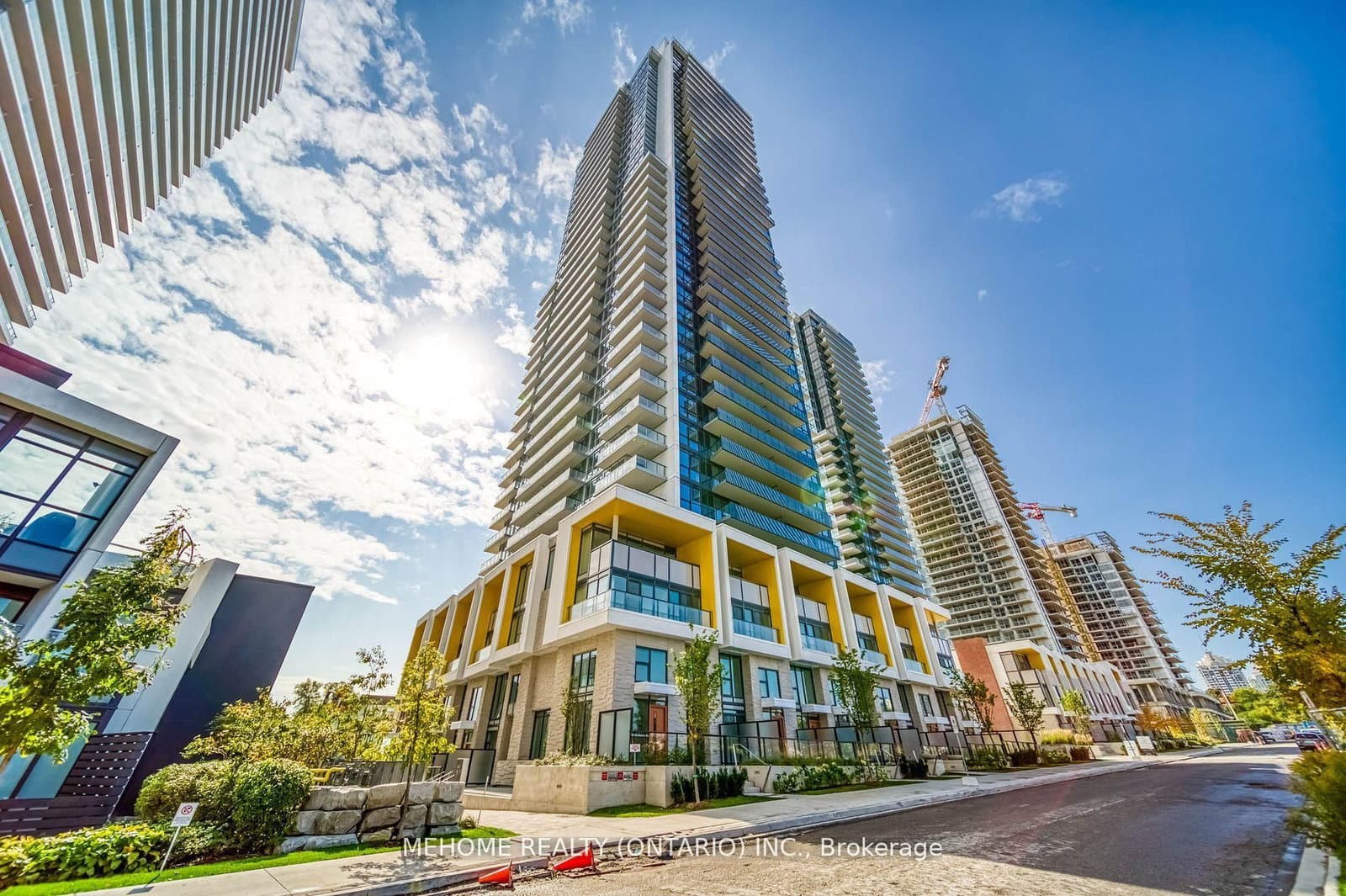 95 Mcmahon Drive, Unit 3009