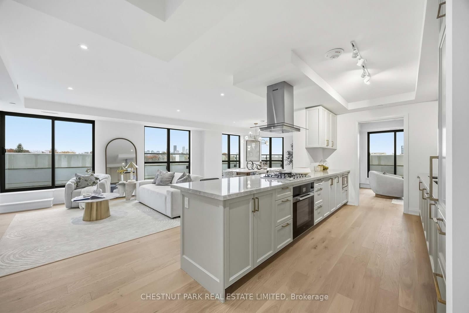 #409 - 505 Glencairn Avenue