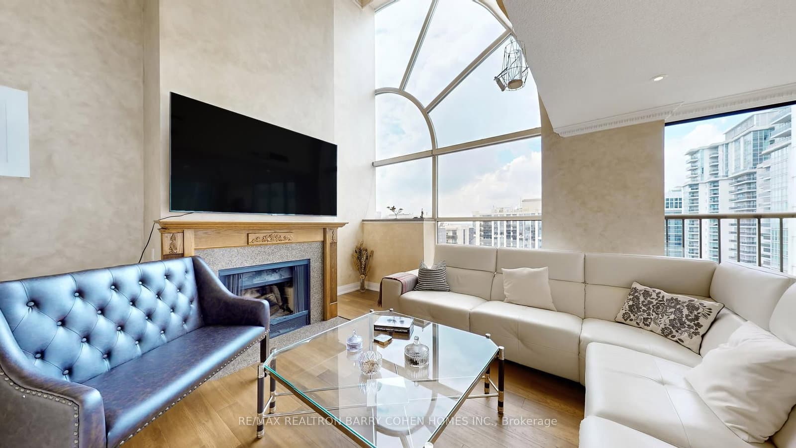 #2803 - 100 Upper Madison Avenue