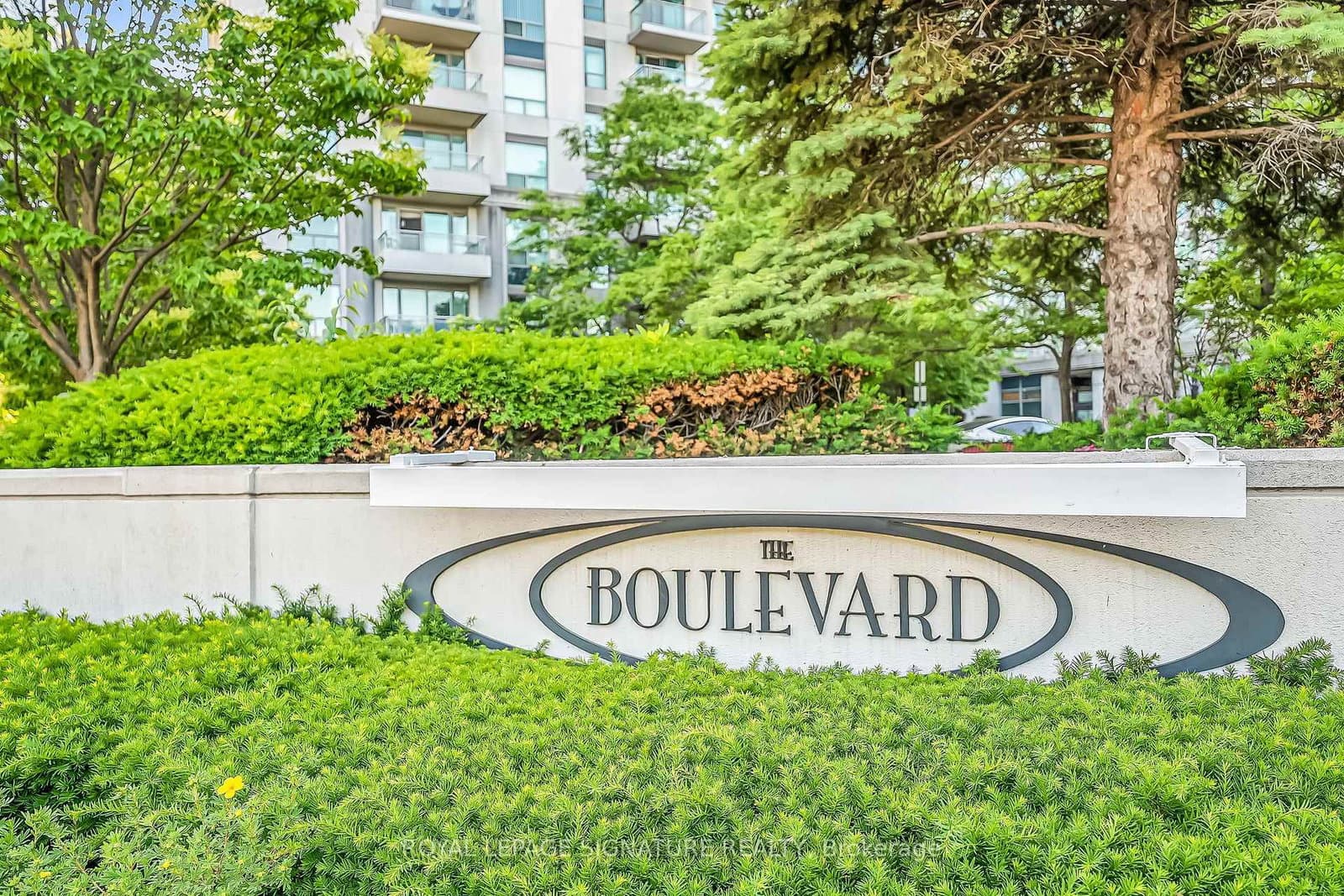 #802 - 188 Doris Avenue