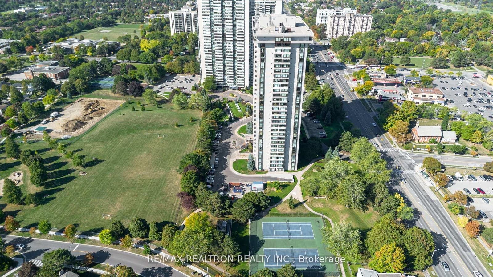 #3002 - 1555 Finch Avenue E