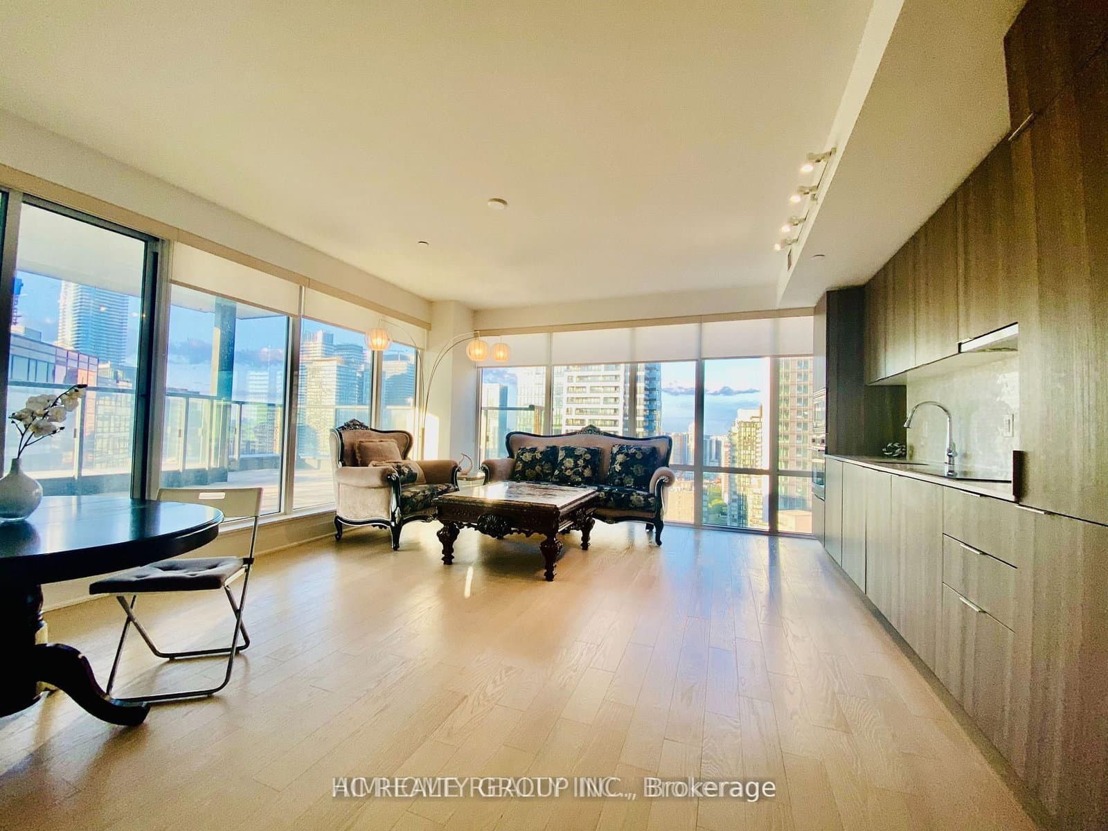 #3208 - 955 Bay Street