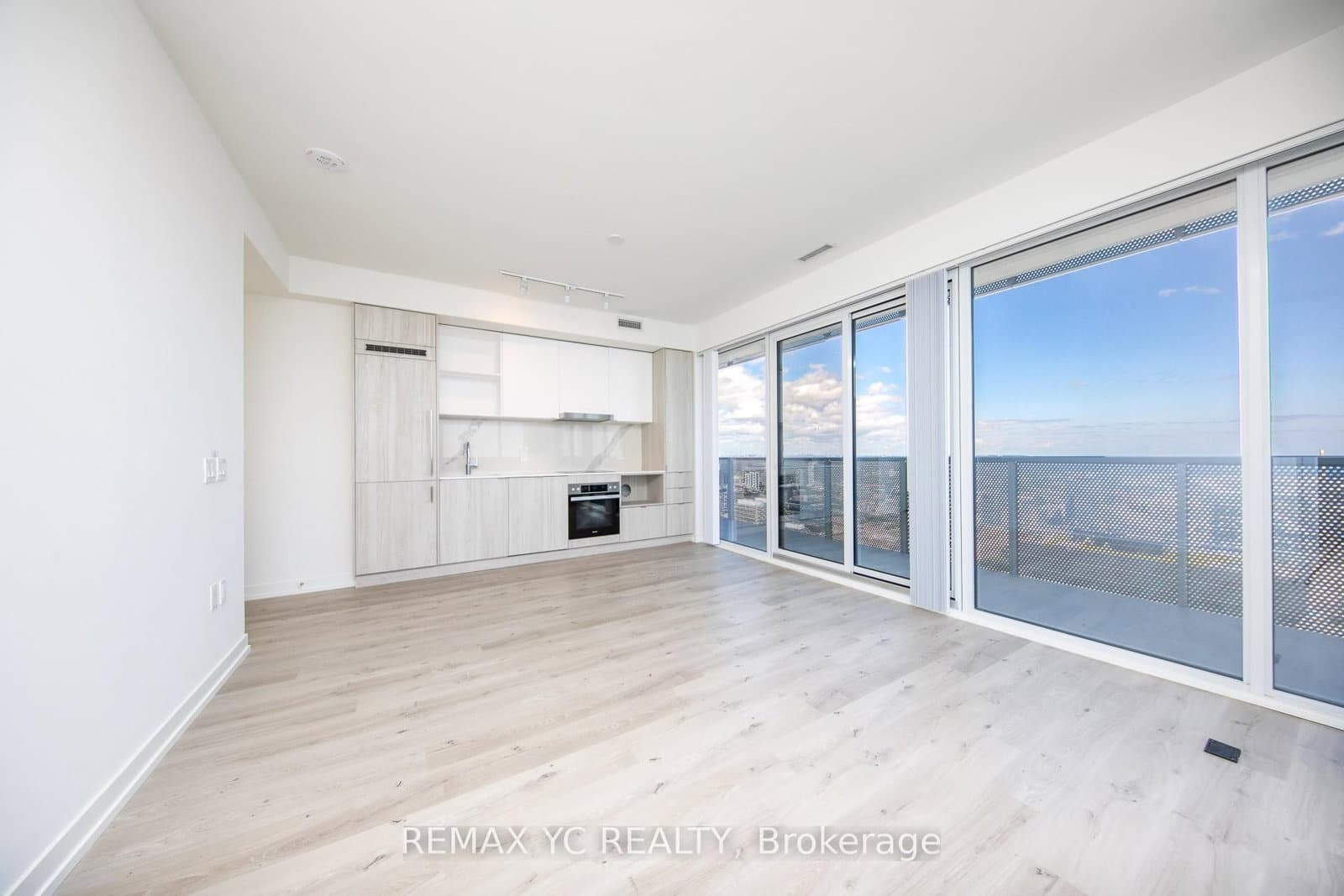 138 Downes Street, Unit 6606