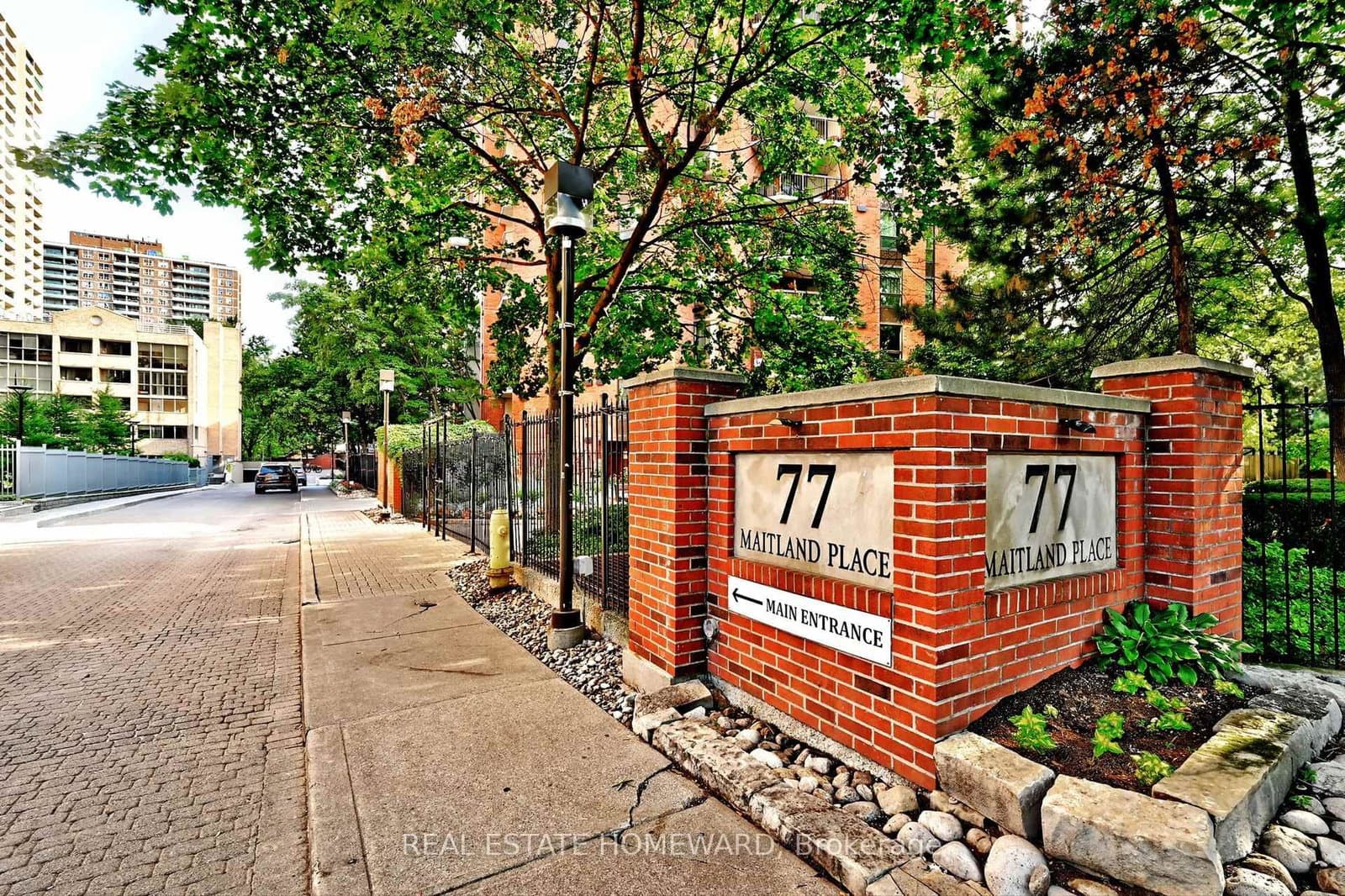 #623 - 77 Maitland Place