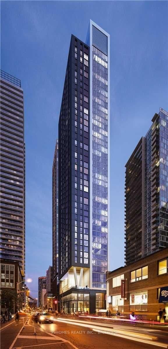 357 King Street W, Unit 903