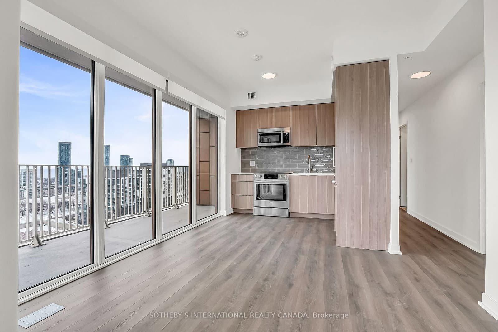 #1416 - 88 Bathurst Street
