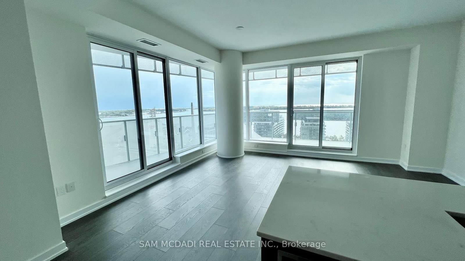 28 Freeland Street, Unit 1809