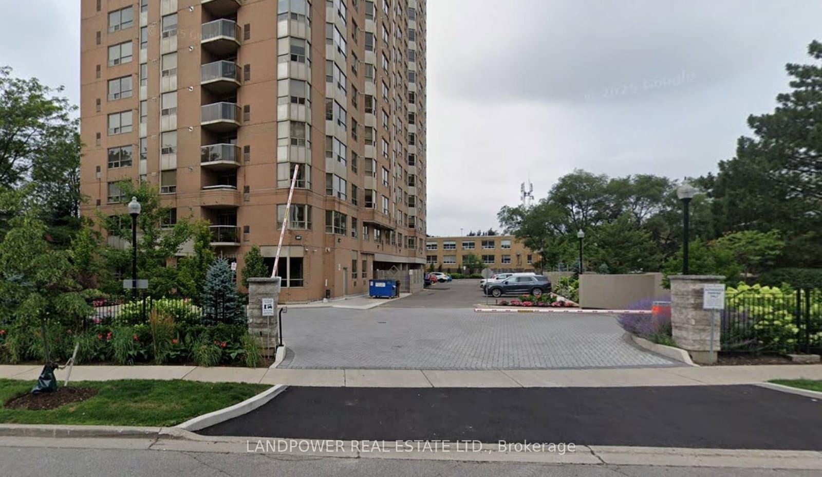 #801 - 265 Ridley Boulevard