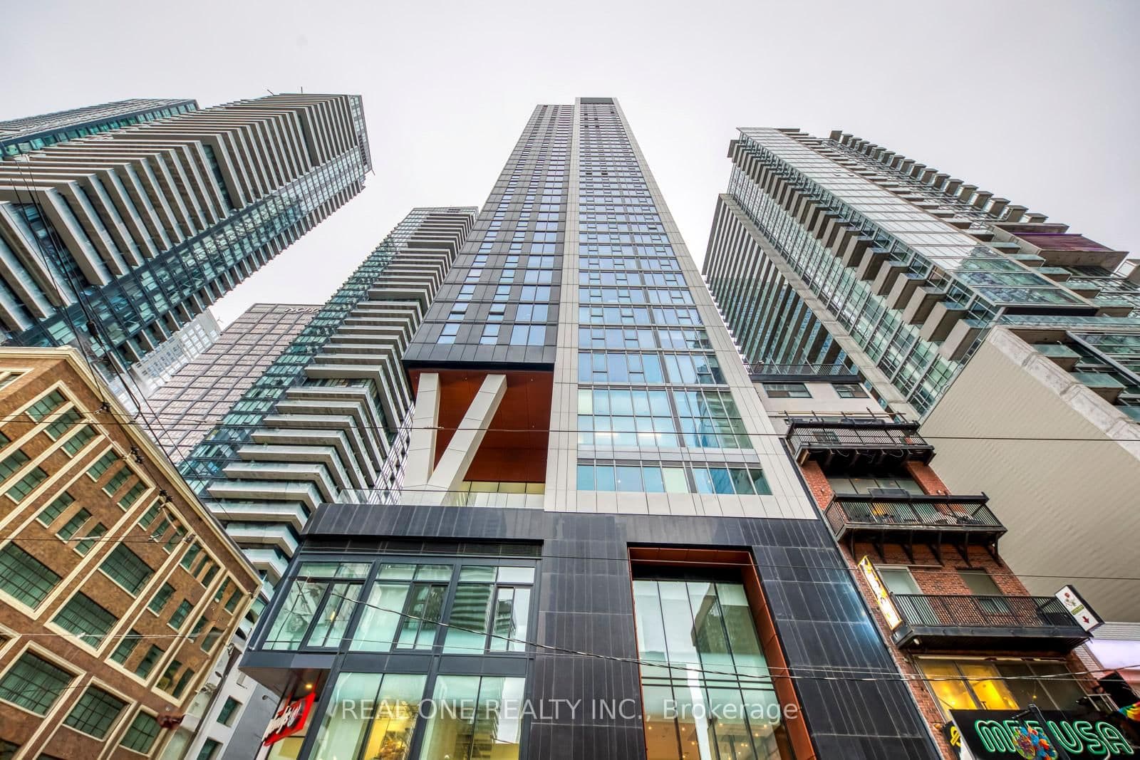 #201 - 357 King Street W