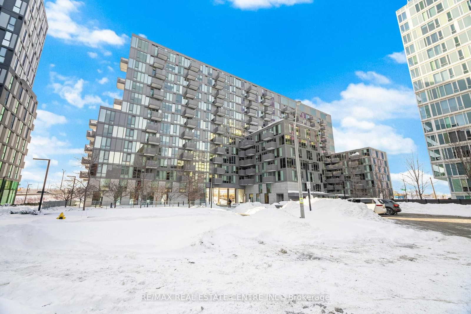 #1112 - 38 Monte Kwinter Court