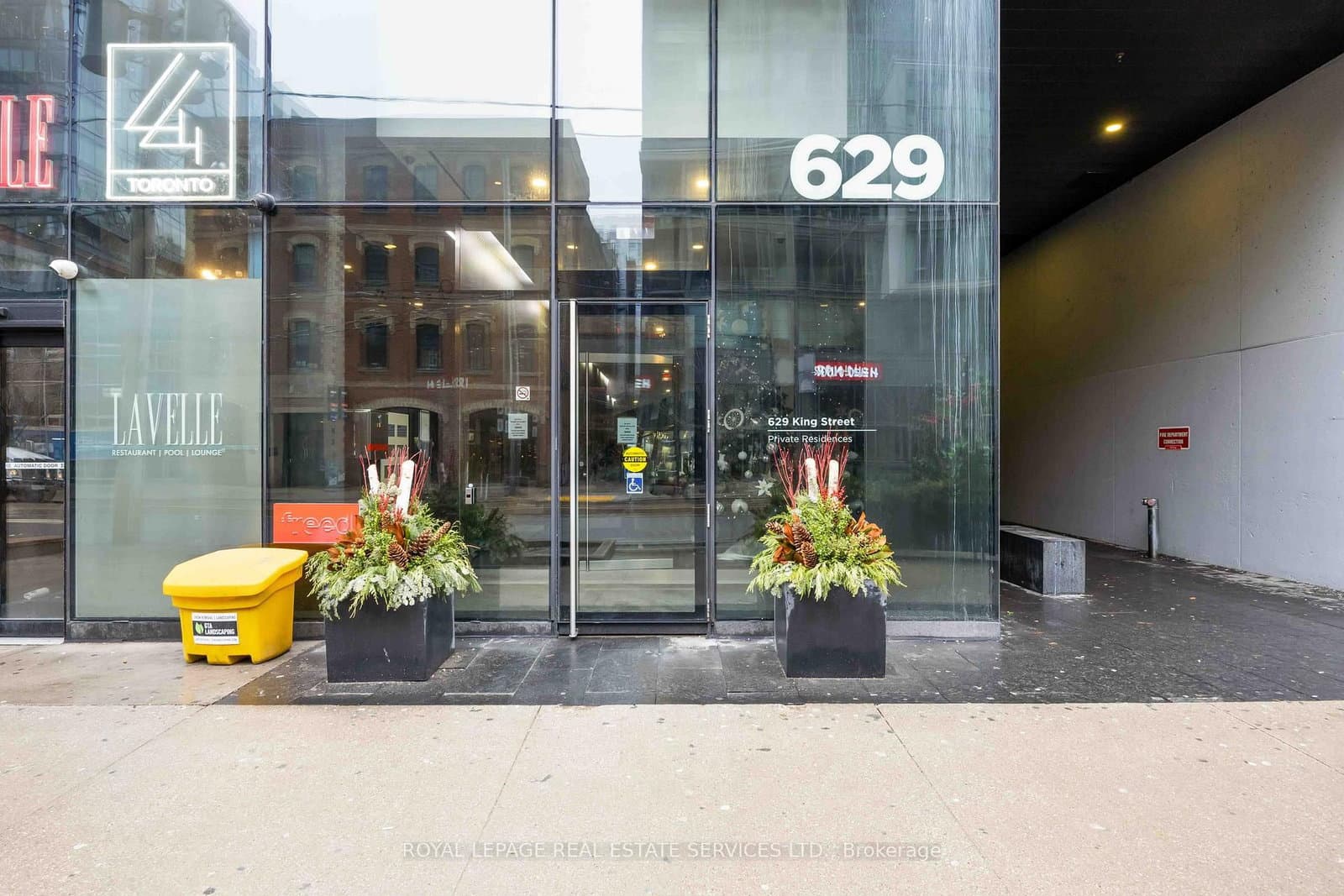 629 King Street W, Unit 1128