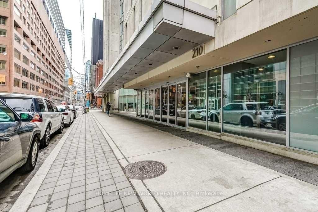 #4108 - 210 Victoria Street