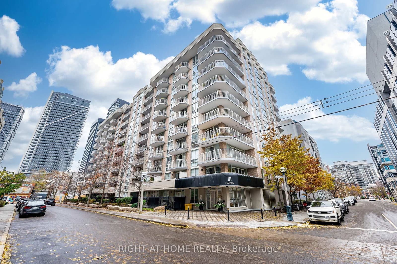 #602 - 18 Stafford Street
