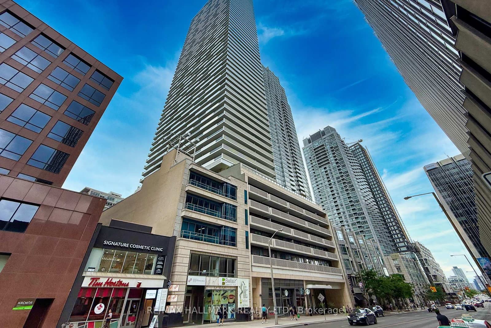 #2211 - 2221 Yonge Street