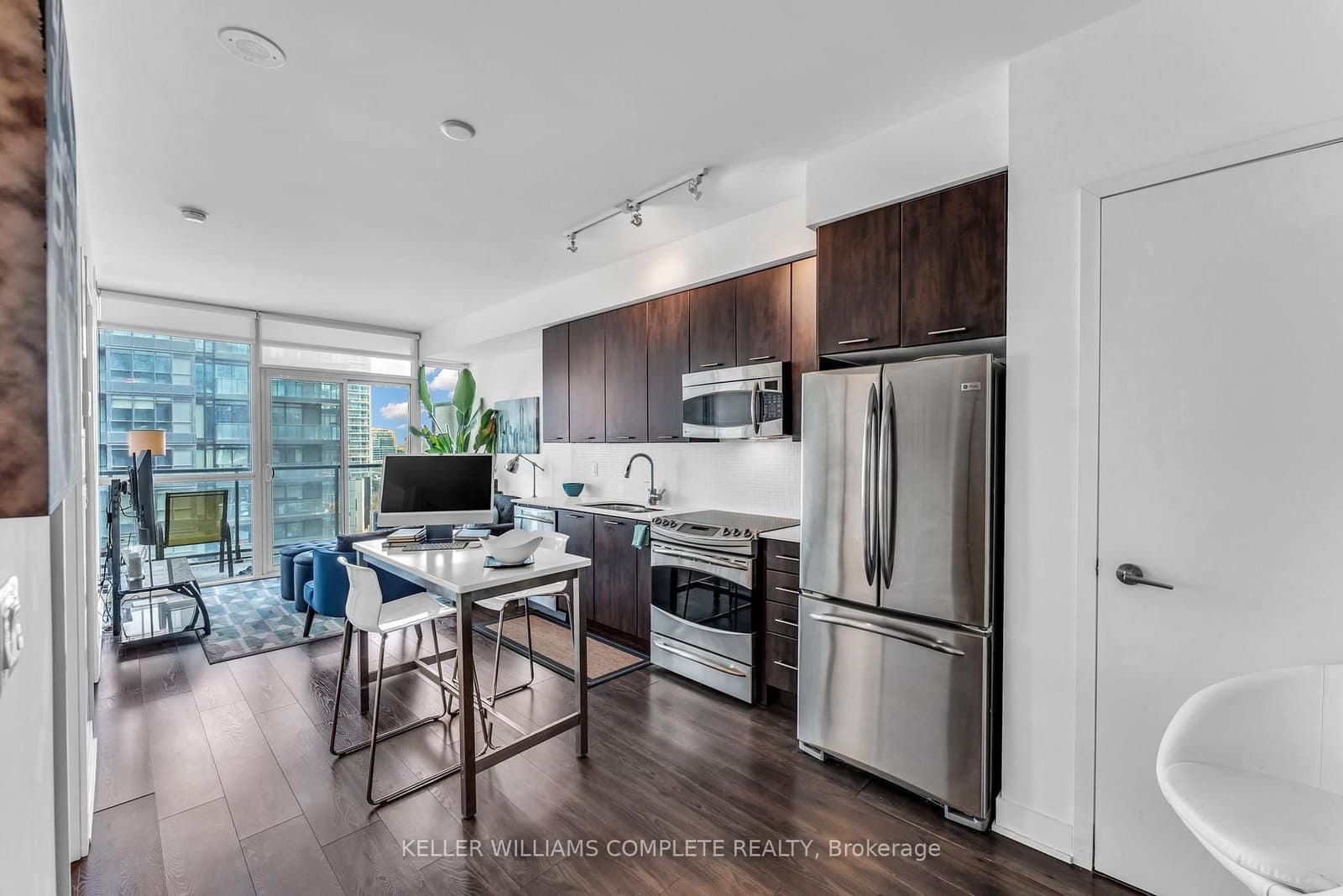 #1008 - 169 Fort York Boulevard
