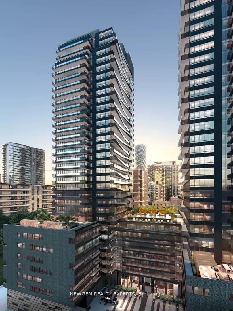 117 Broadway Avenue N, Unit 909