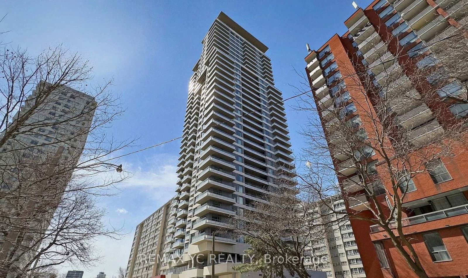 25 Holly Street, Unit 2104