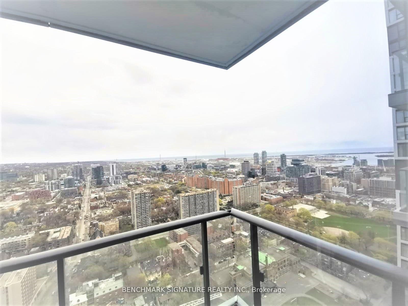 #4015 - 251 Jarvis Street