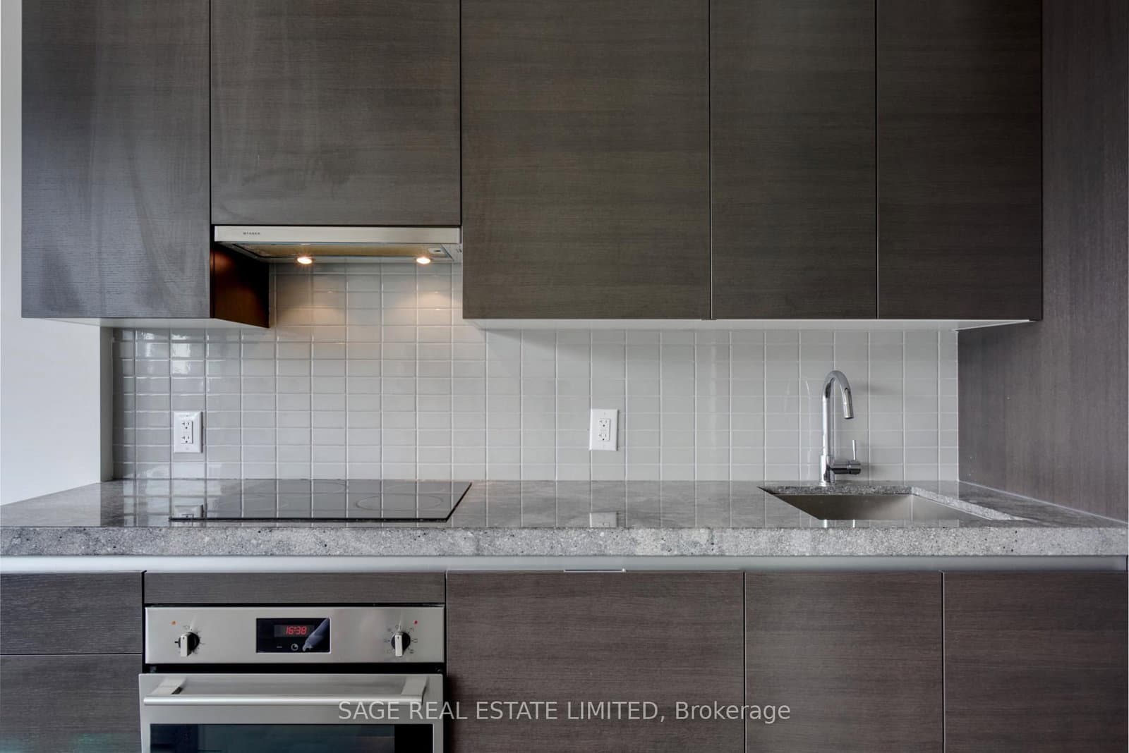 629 King Street W, Unit 1220