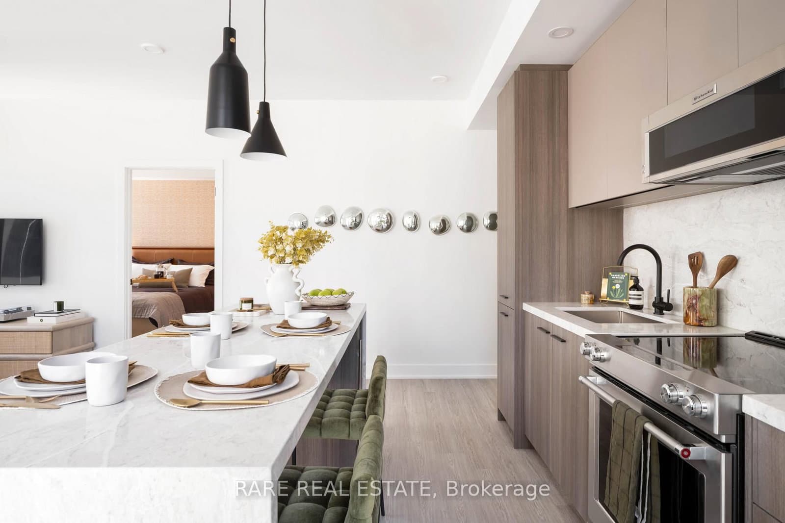 30 Mutual Street, Unit 1007