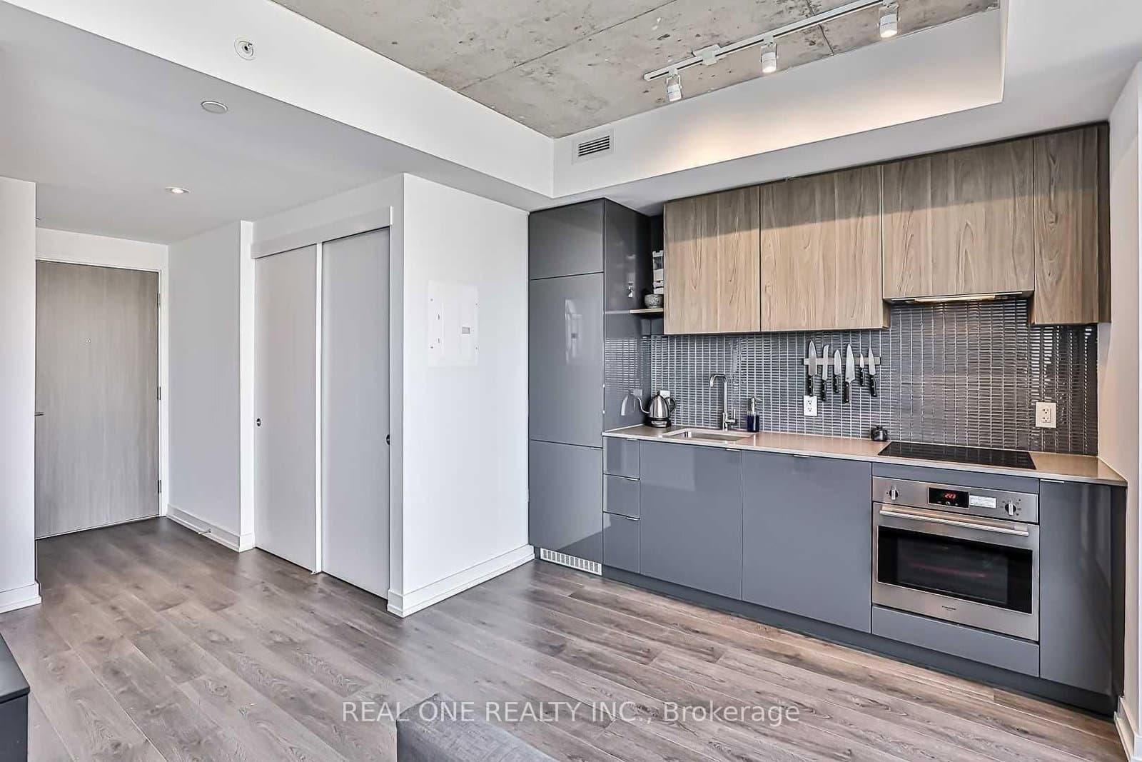 161 Roehampton Avenue, Unit 1104