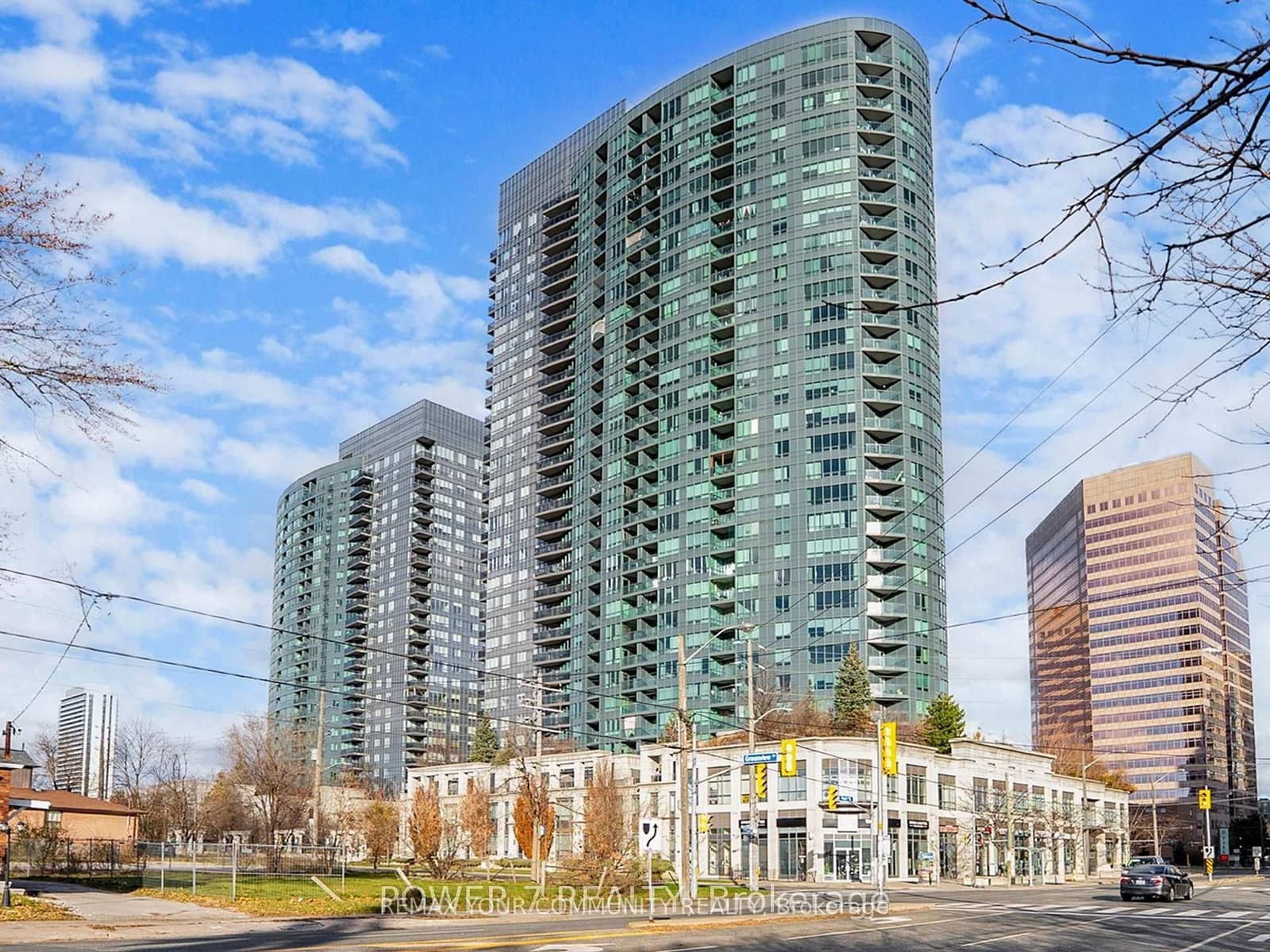 #2510 - 15 Greenview Avenue