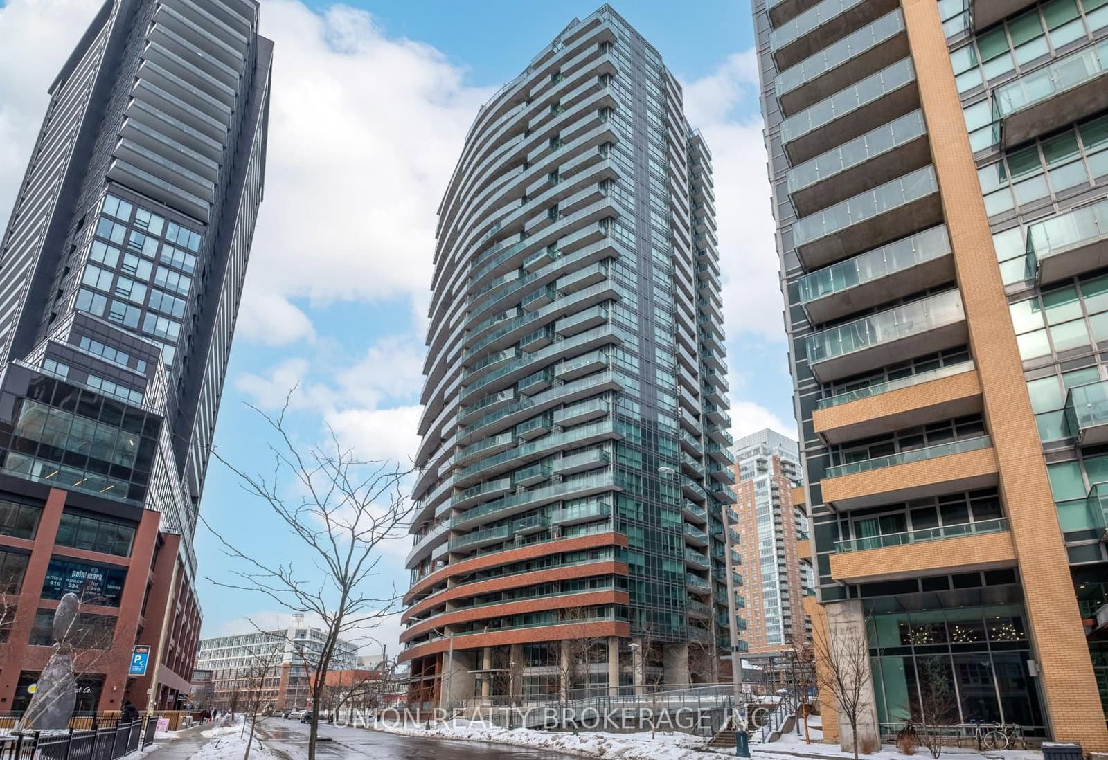 #506 - 150 East Liberty Street