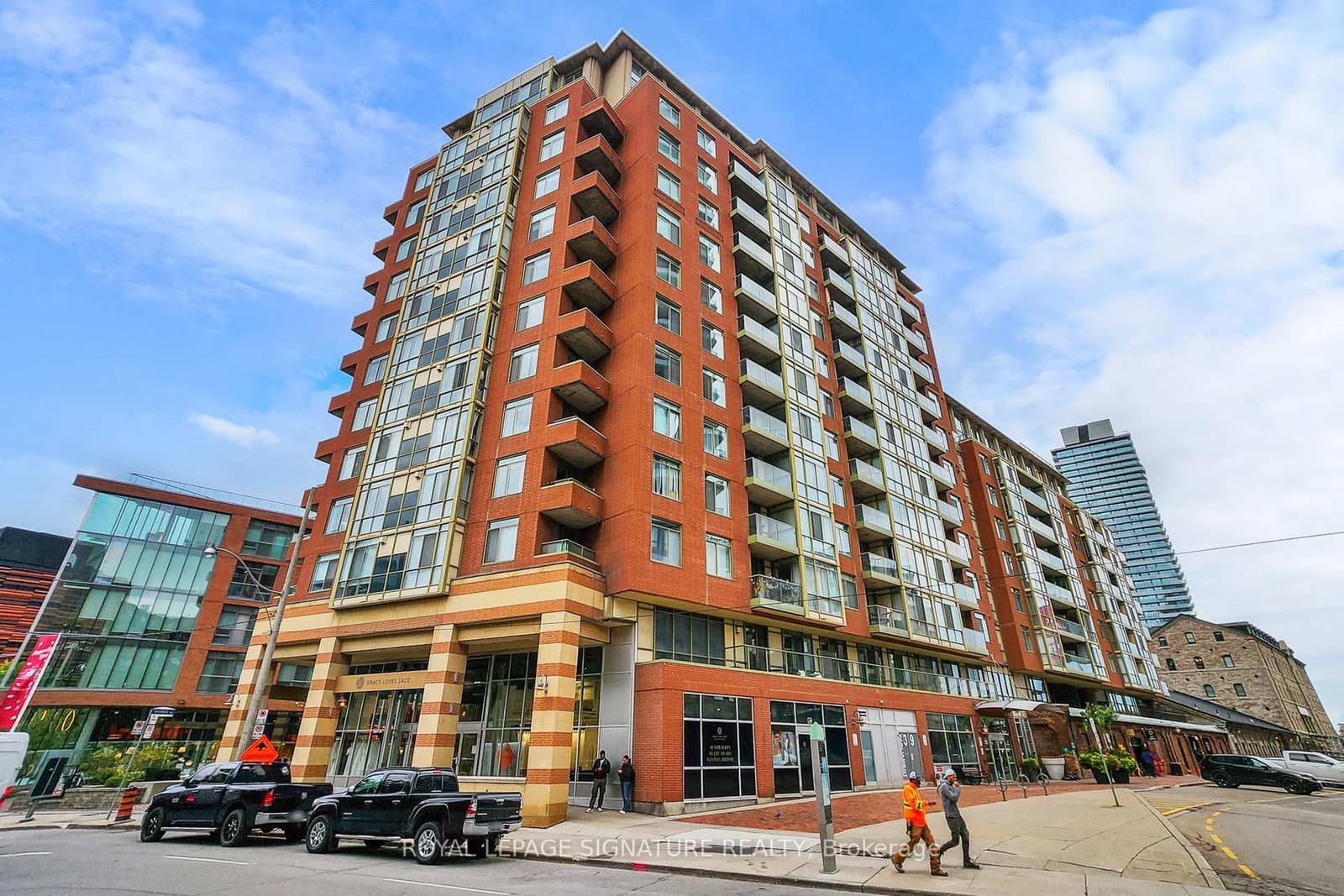 #1205 - 39 Parliament Street