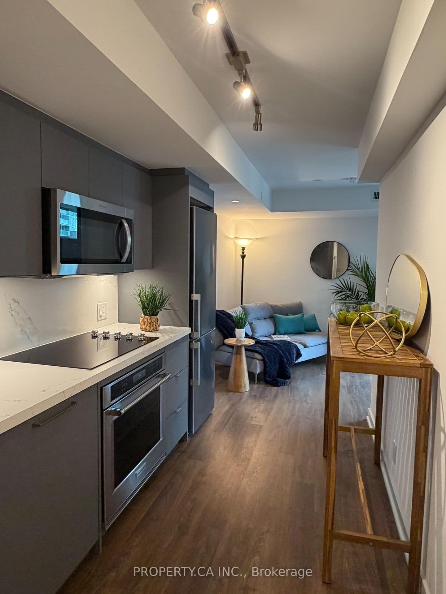 30 Tretti Way, Unit 525