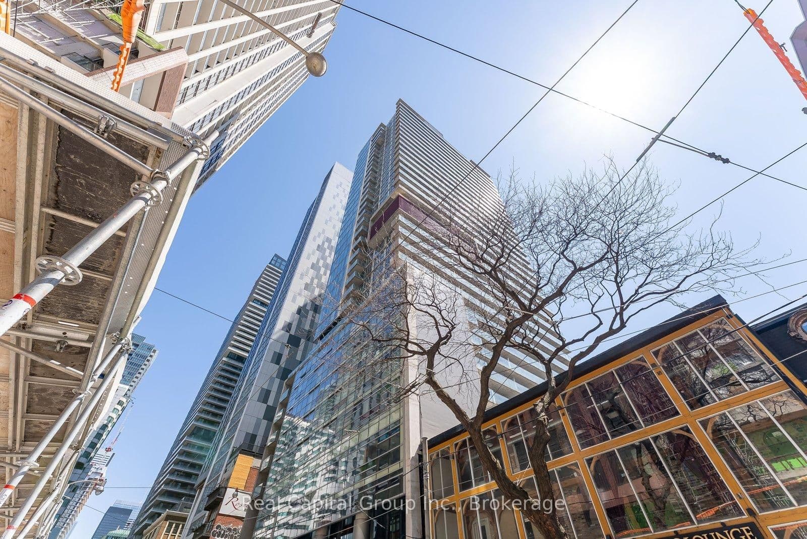 375 King Street W, Unit 1605