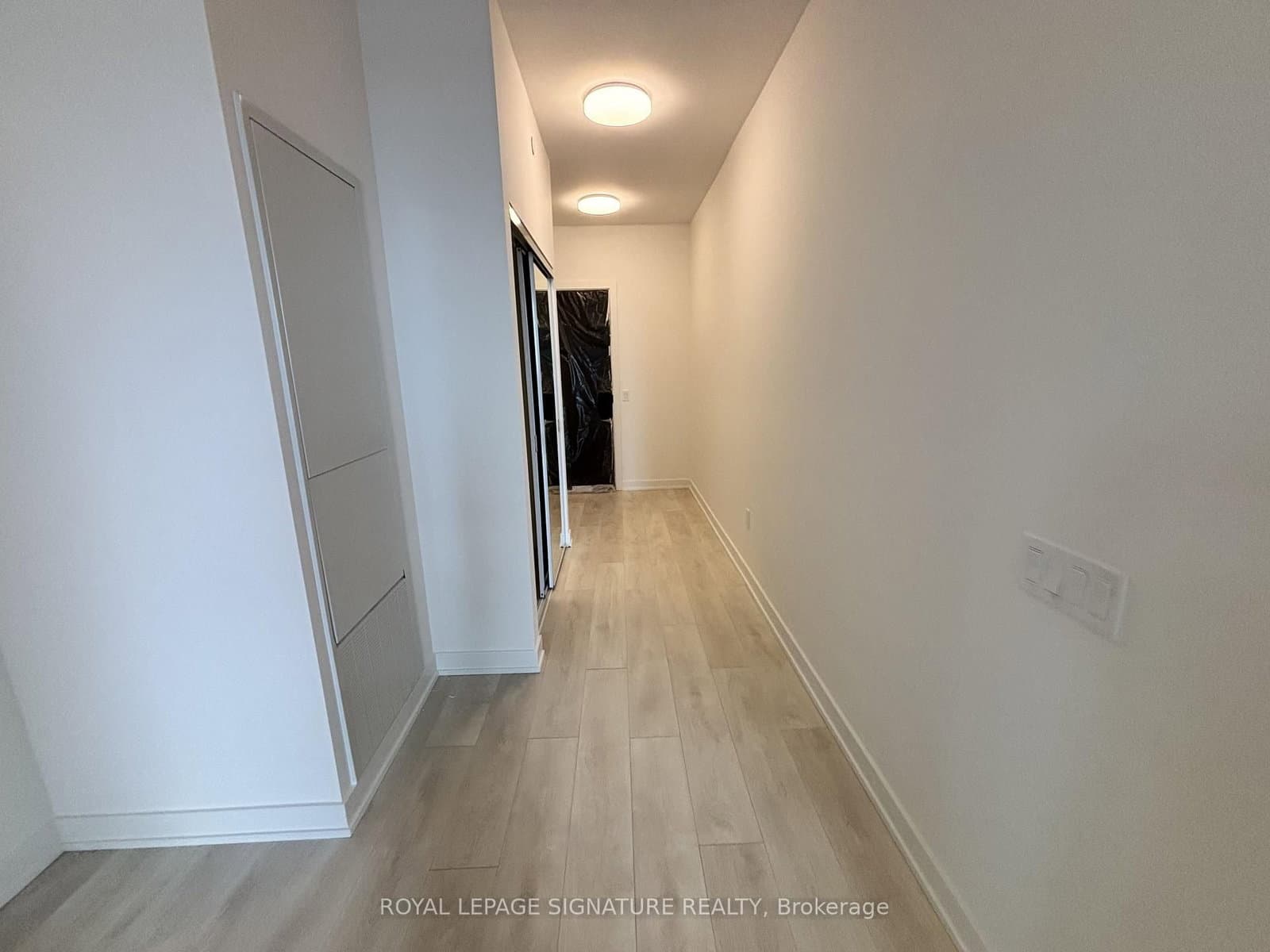 #2312 - 117 Broadway Avenue