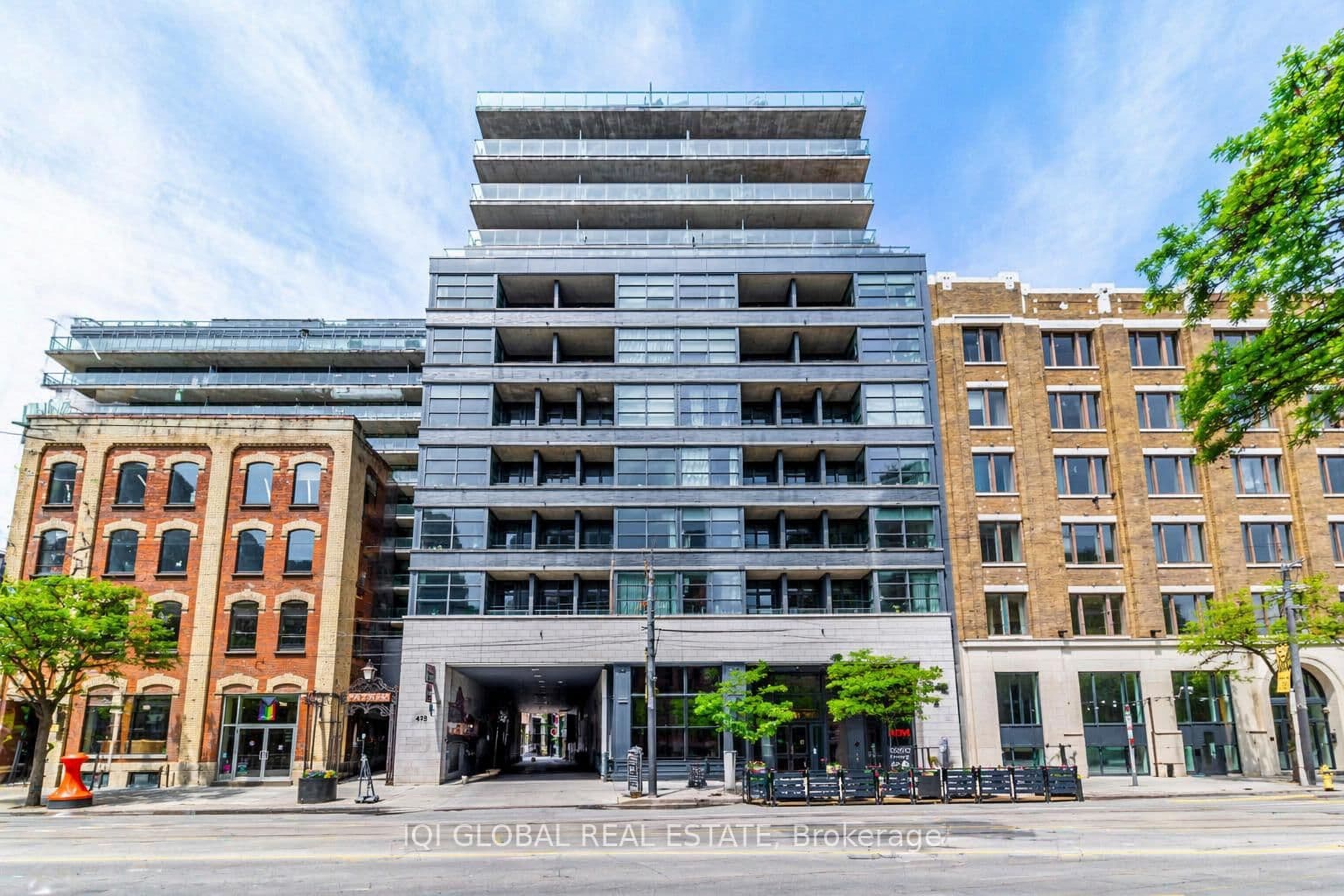 #406 - 478 King Street W