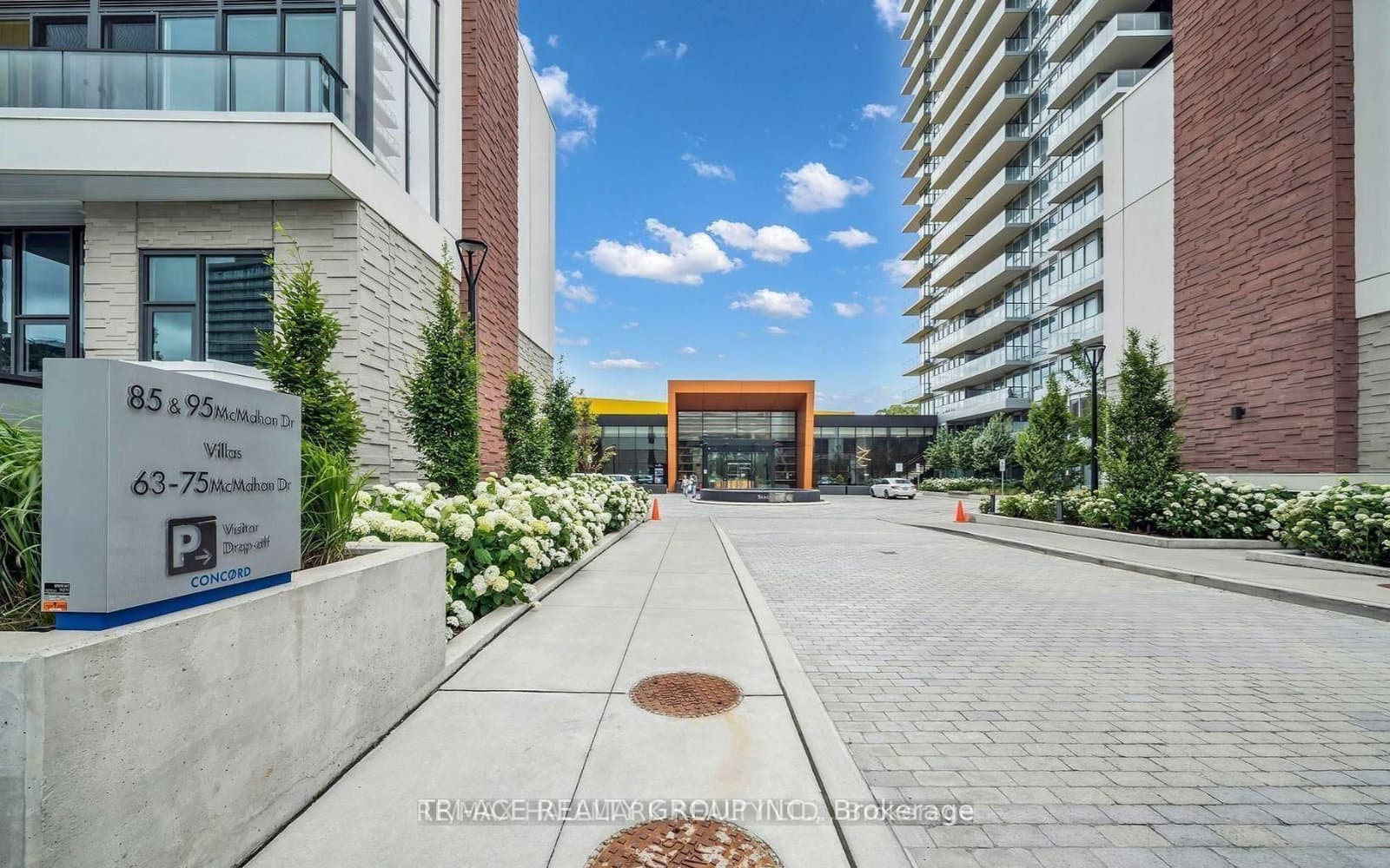 85 McMahon Drive, Unit 3609