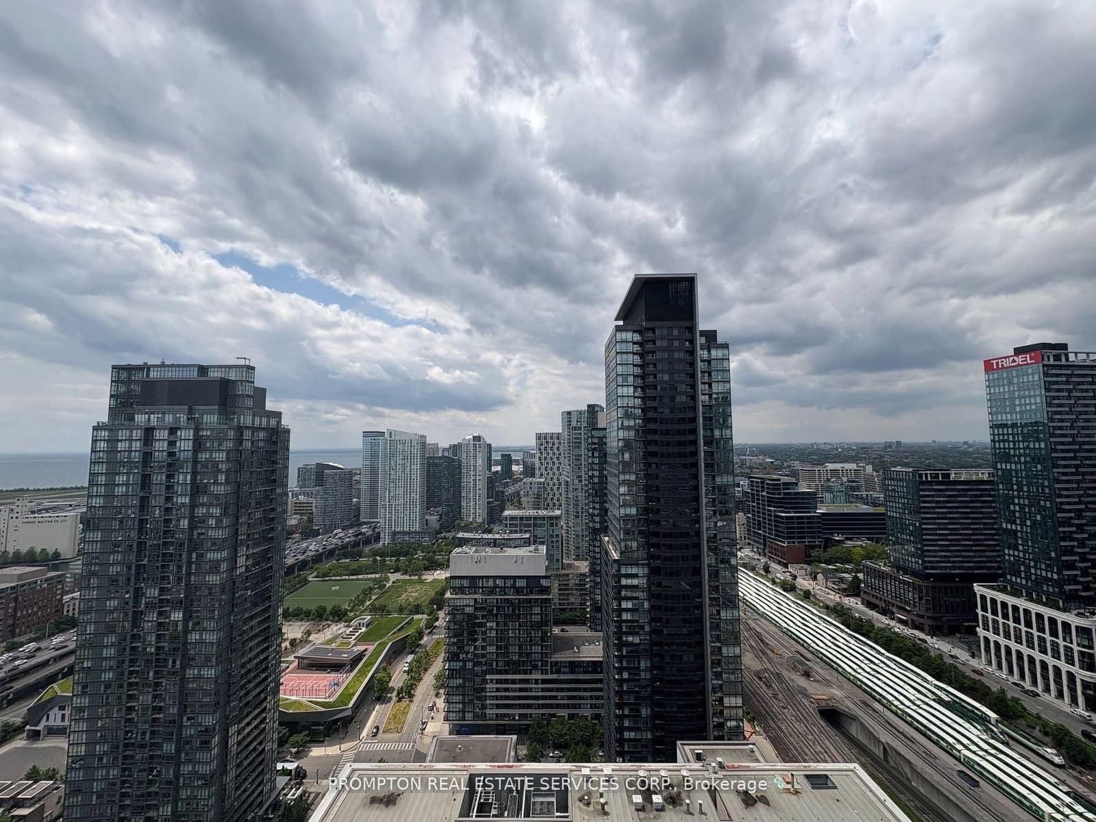 3 Concord Cityplace Way, Unit 3902