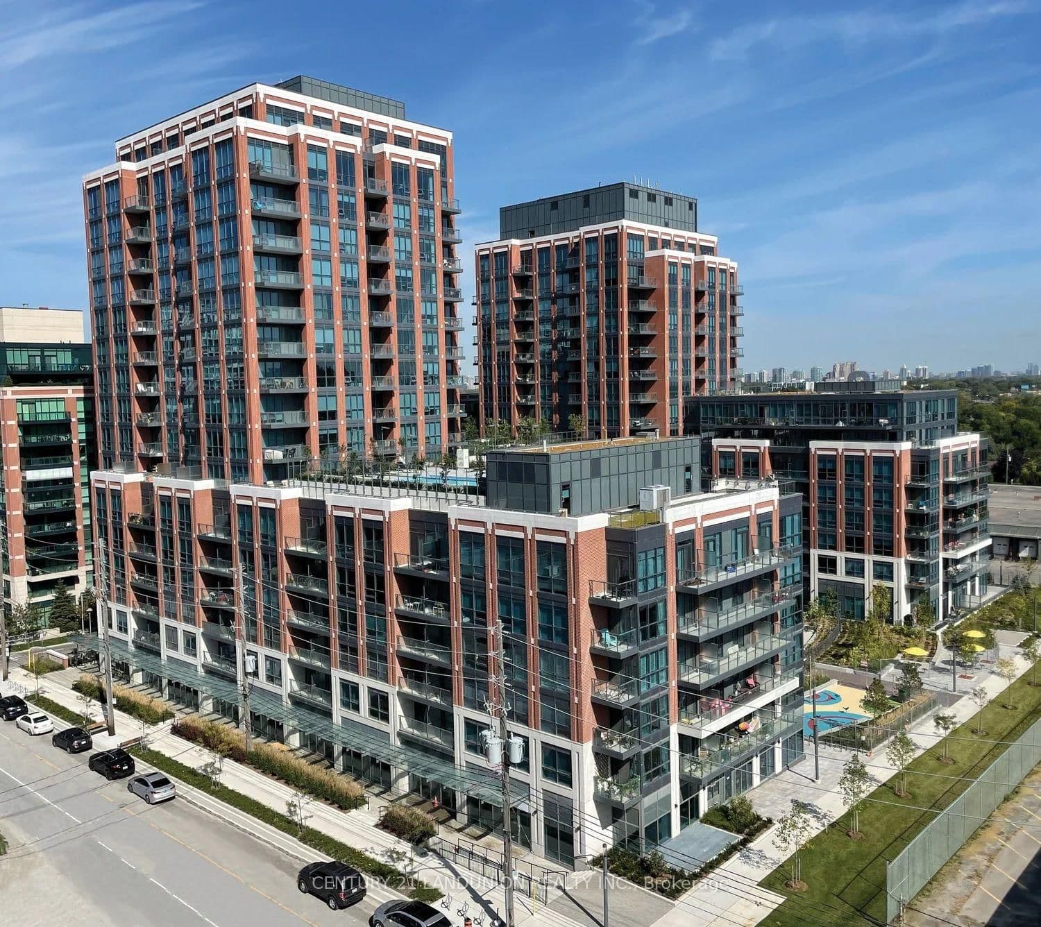 #252 - 31 Tippett Road