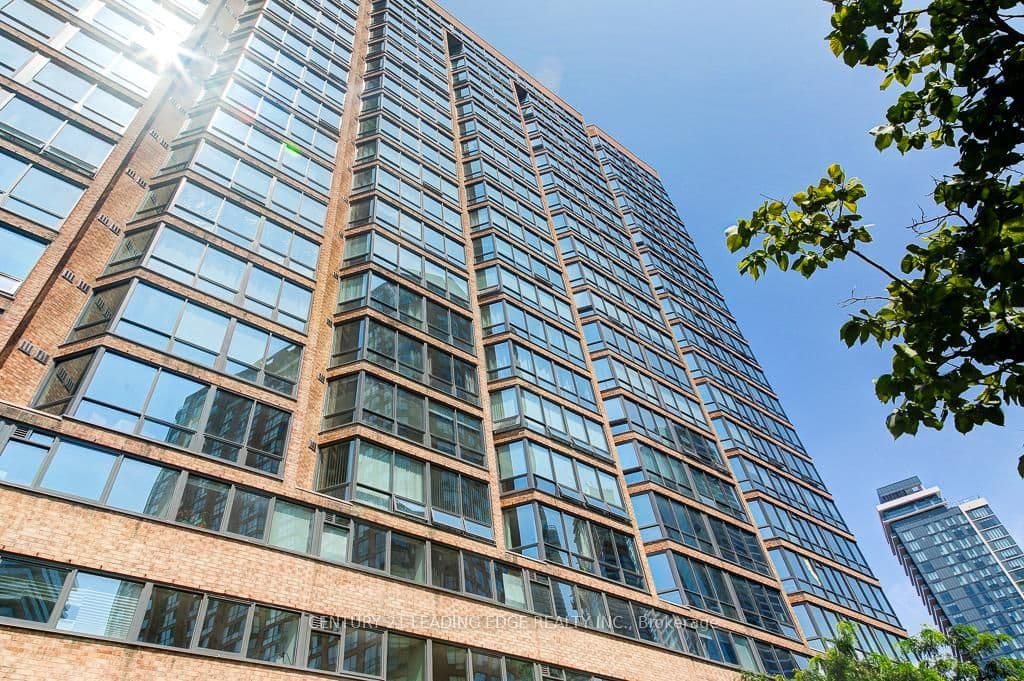 #1416 - 1055 Bay Street