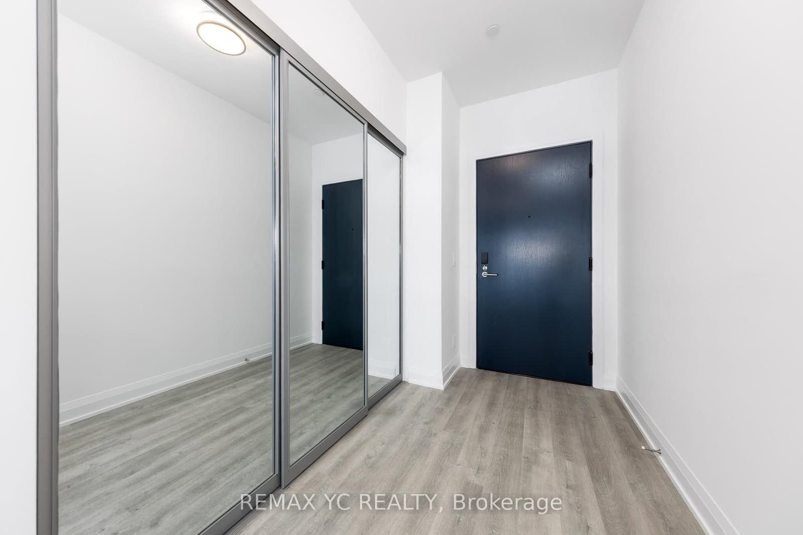 65 Broadway Avenue, Unit 3501