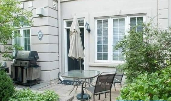 11 Everson Drive, Unit 402
