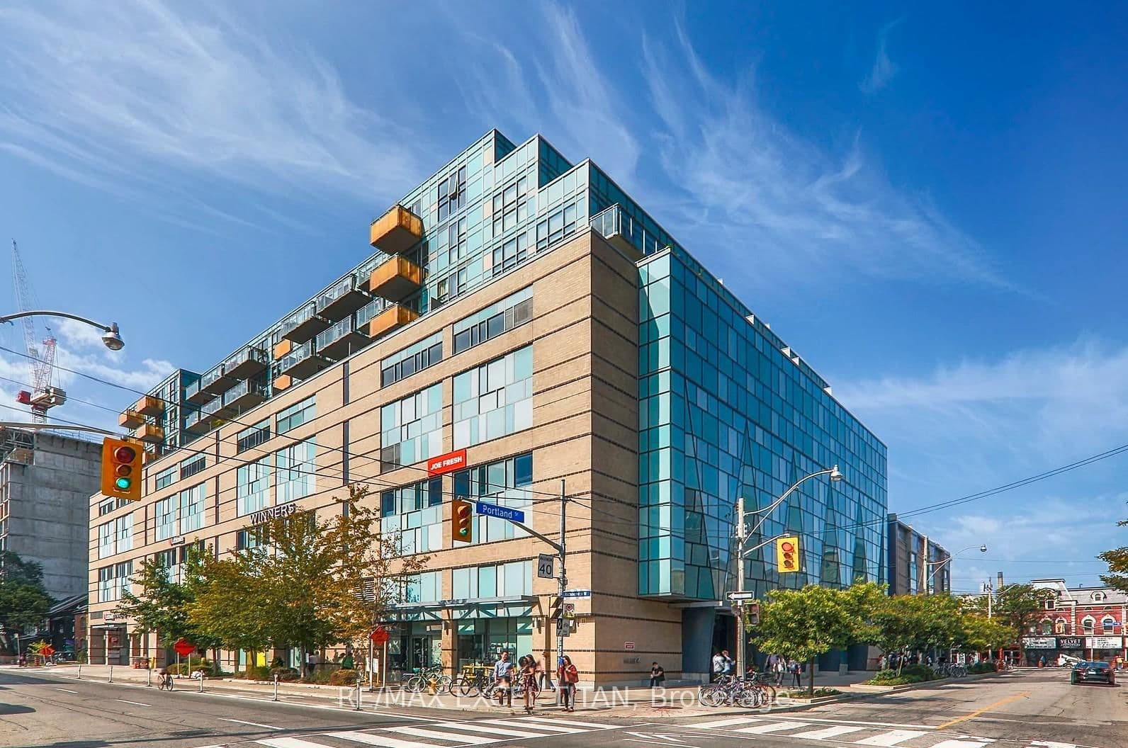 #417 - 156 Portland Street