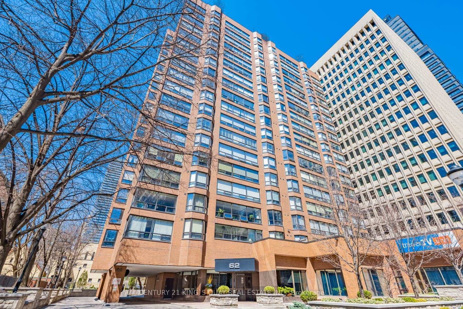 #1801 - 62 Wellesley Street W